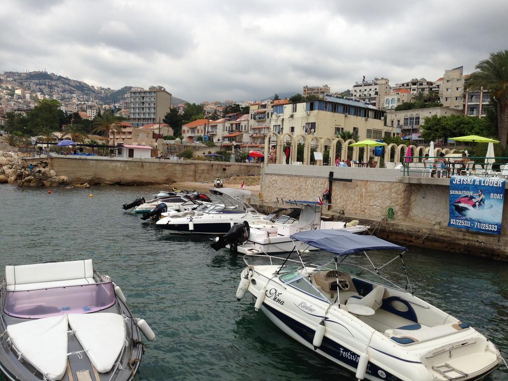 The Four Stars Hotel And Beach Resort Jounieh Exterior photo