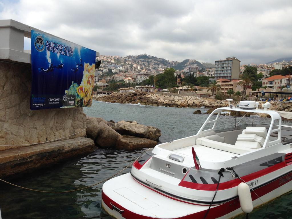 The Four Stars Hotel And Beach Resort Jounieh Exterior photo